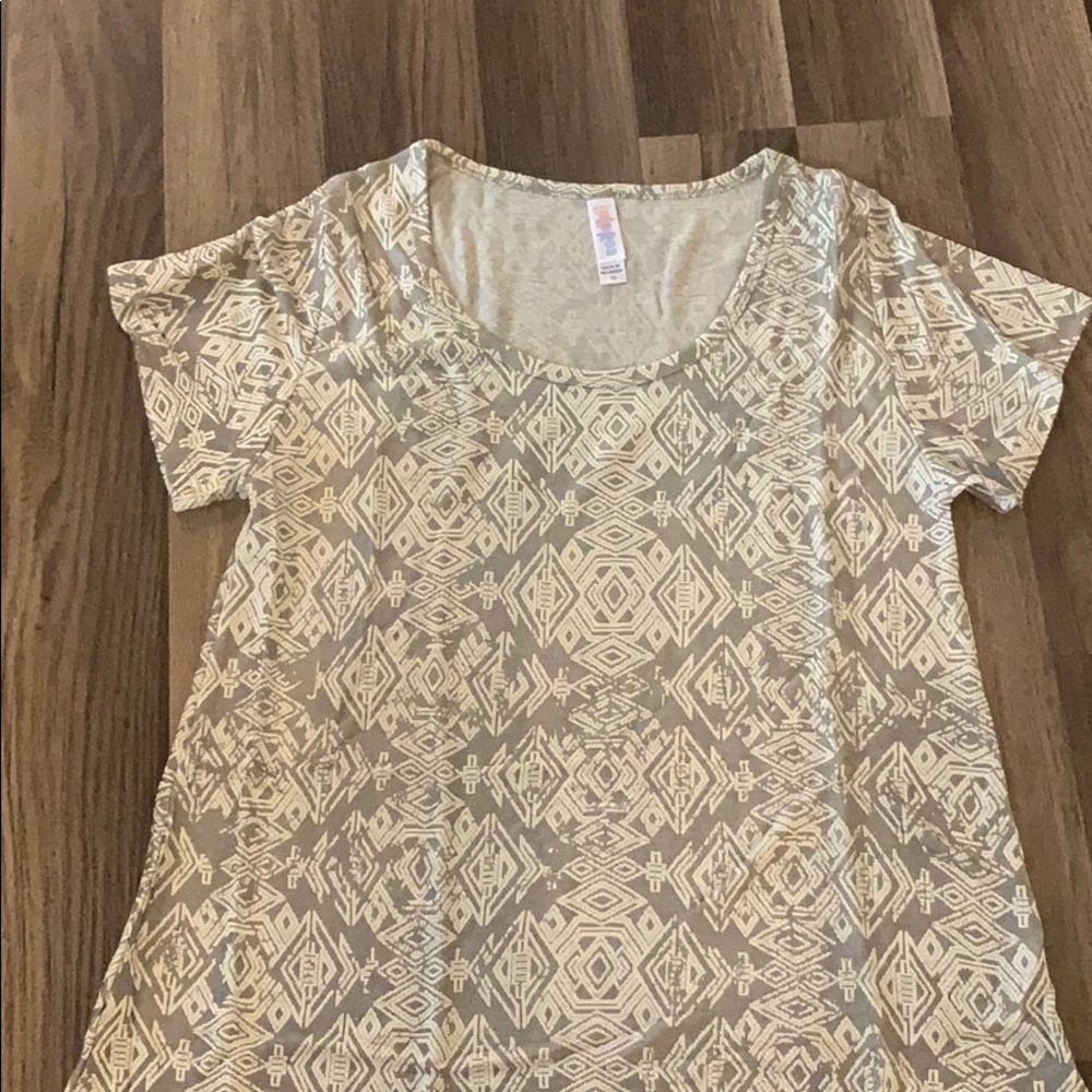 LuLaRoe Classic t